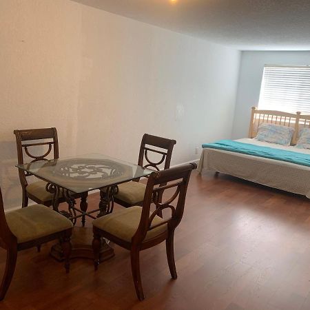 Bedroom Suite In Lauderdale Lakes Townhome Fort Lauderdale Exterior foto